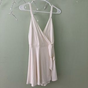 White urban outfitters romper